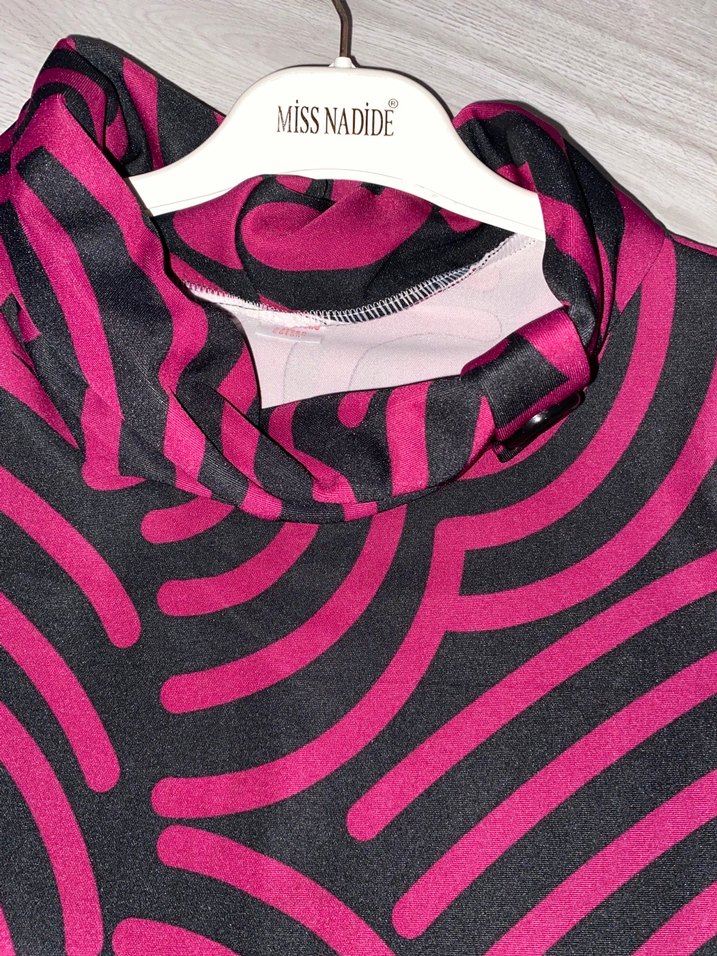 Pembe Desenli Uzun elbise - Görsel 3