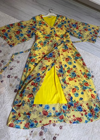 xl Beden Sarı Çiçek Desenli Uzun astarlı Elbise