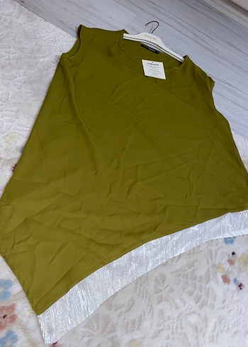 Kolsuz Kısa Kesim Keten Bluz - Görsel 3