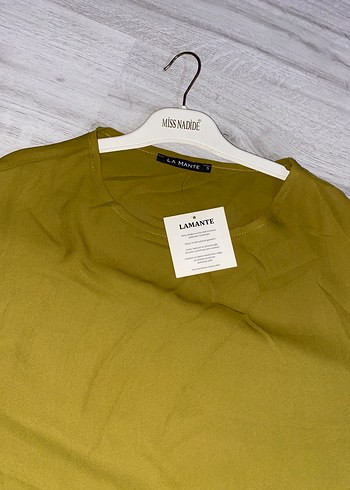 Kolsuz Kısa Kesim Keten Bluz - Görsel 4