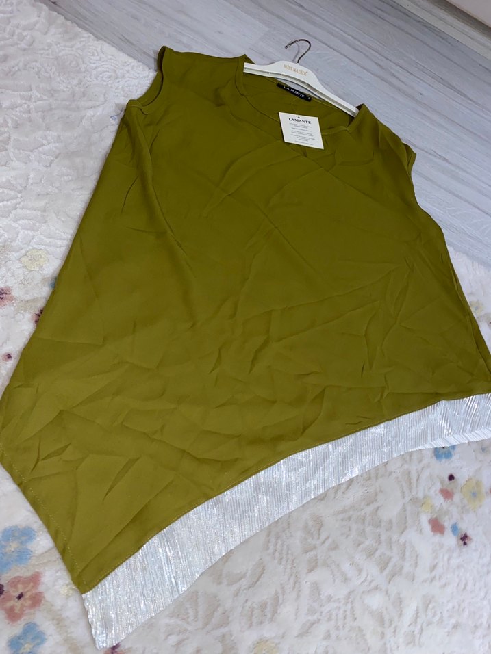 Kolsuz Kısa Kesim Keten Bluz - Görsel 3