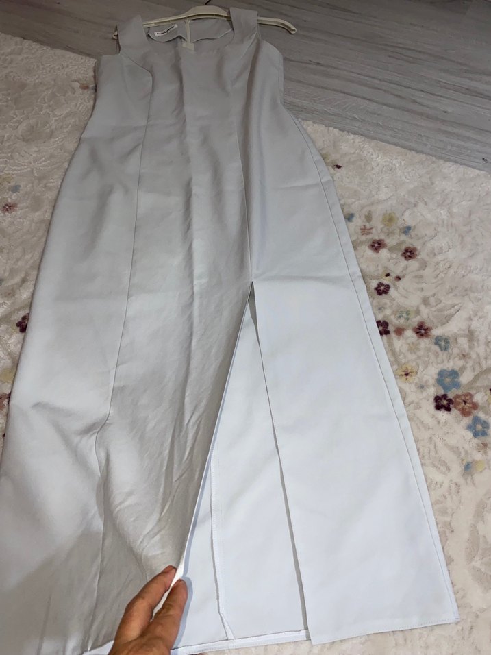 Önden yırtmaçlı uzun Elbise L,XL eden - Görsel 4