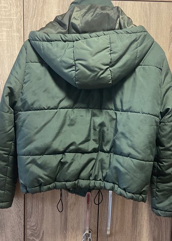 Düğmeli Kapüşonlu Yeşil Kadın Kışlık Mont - Görsel 2