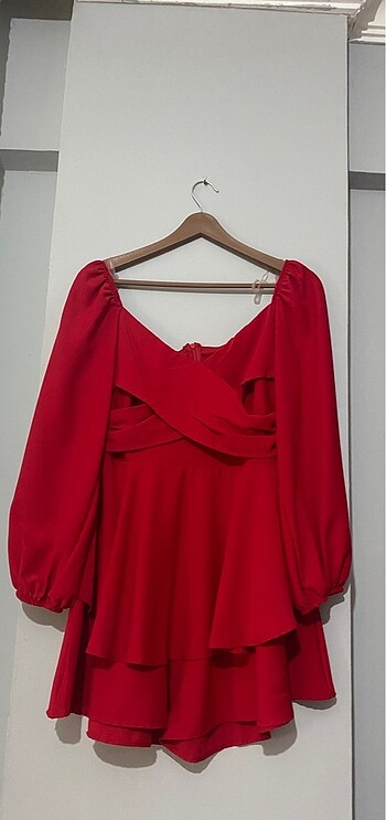 m Beden kırmızı Renk Şort etekli elbise