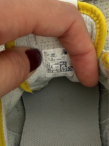 30 Beden sarı Renk New balance
