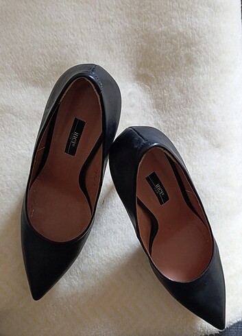 Stiletto inci marka sıfır