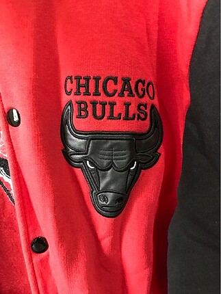 m Beden Chicago bulls sweat