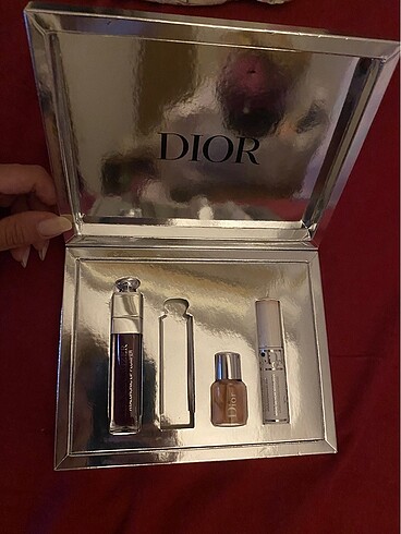 Beden dior lip maximizer hyaluronic plumper