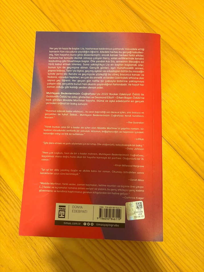 Muhteşem Bedenlerimizin Coğrafyası - Maddie Mortimer - Görsel 2