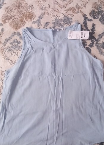V Yaka Mavi Kolsuz Mini Bluz