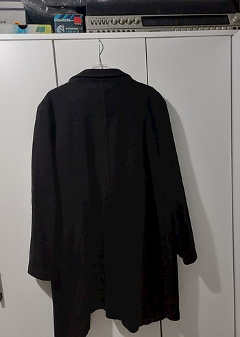l Beden siyah Renk Stradivarius Yün Kaban