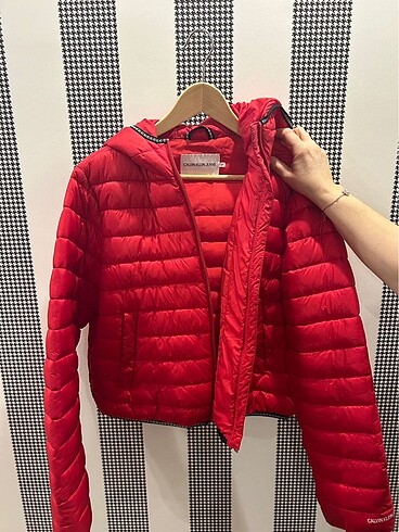 Orjinal Calvin Klein kırmızı mont