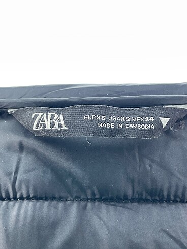 xs Beden siyah Renk Zara Yelek %70 İndirimli.