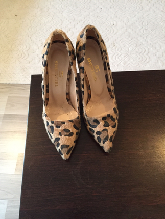 Leopar stiletto