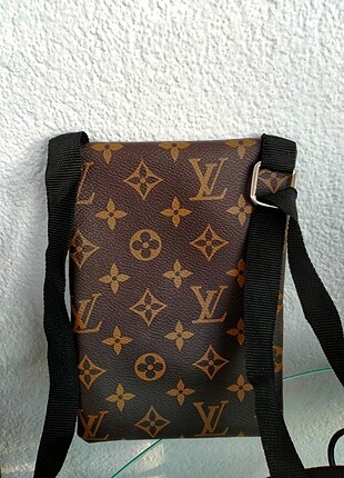 Louis Vuitton Çanta