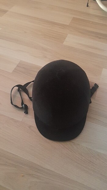 Binici Tog, binici kask