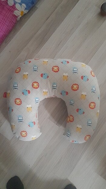 Emzirme yastığı