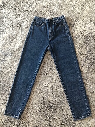 Stradivarius Yüksek Bel Jean