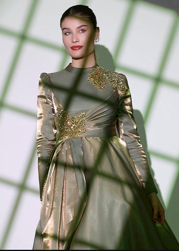 Taşlı Drapeli Uzun Kollu Kadın Abiye Elbise - Görsel 3