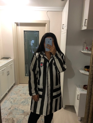 xl Beden Beşiktaş Kartal Yuvası Yağmurluk