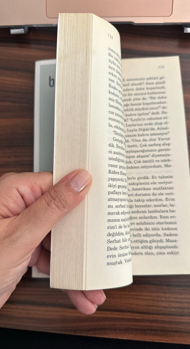 Başkalarını Seviyorum - Ömer Özgüner - Görsel 2