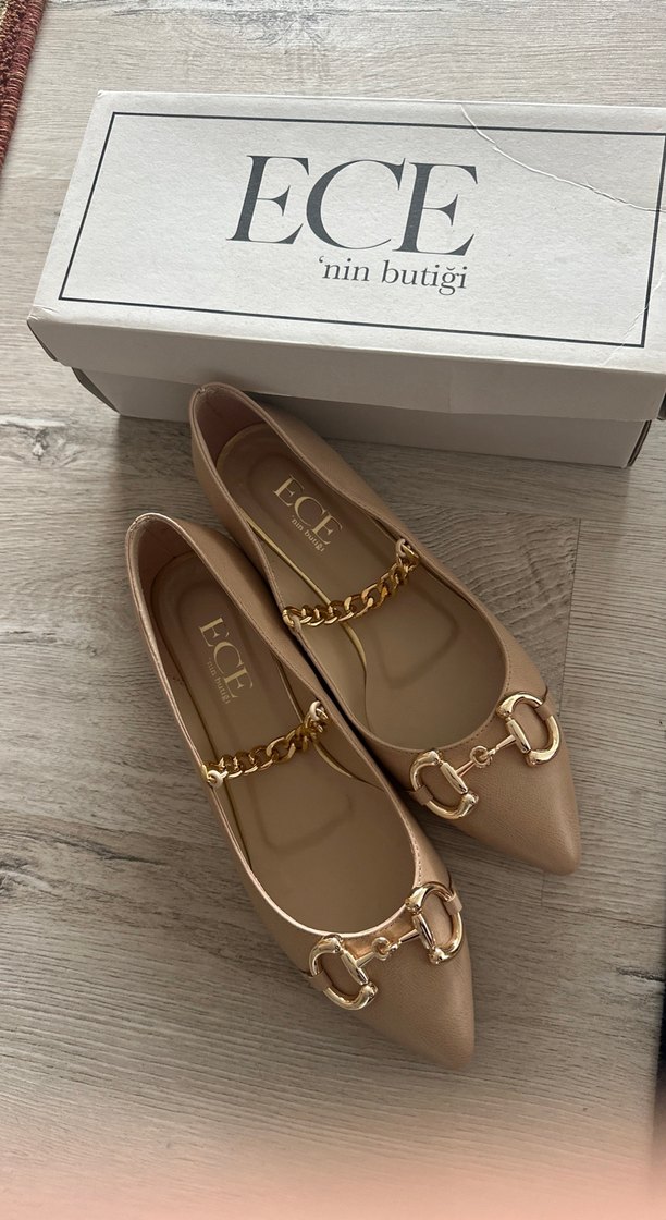 Bej Zincir Detaylı Modern Klasik Kadın Babet - Görsel 4