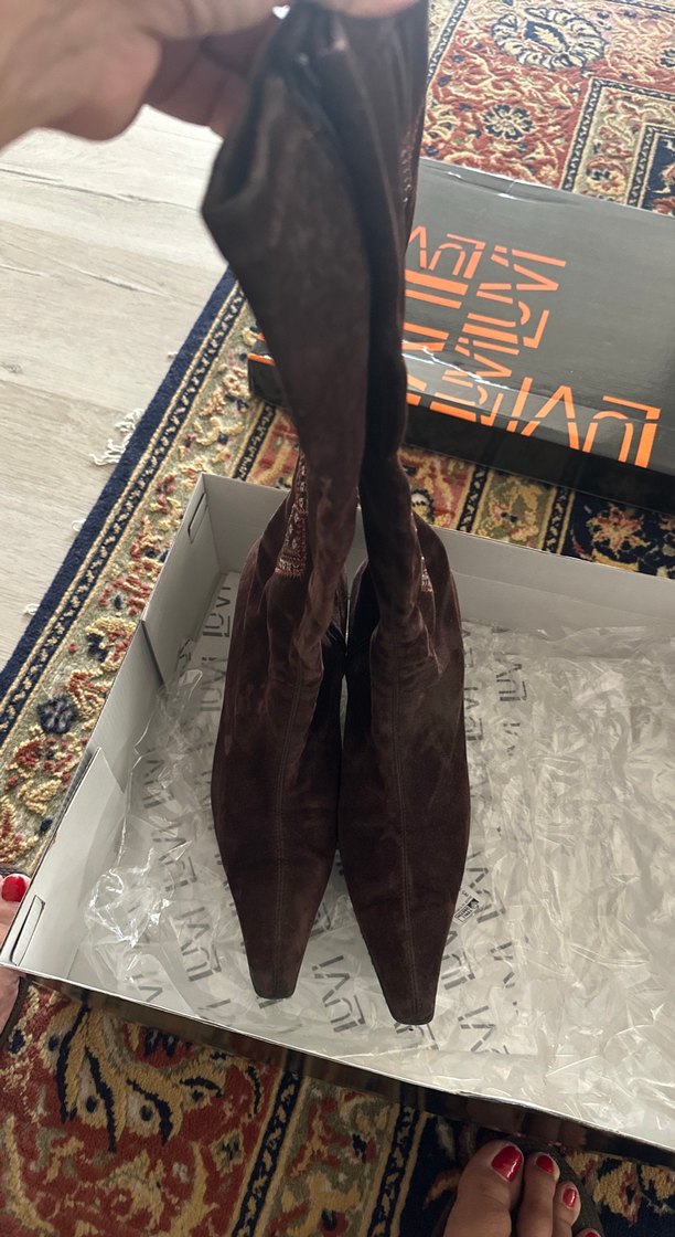 Kahverengi Süet Nakışlı Topuklu Çizme - Görsel 2