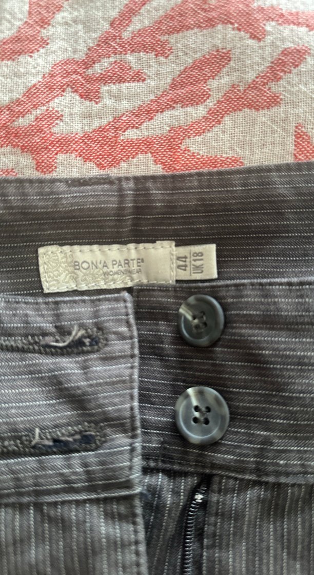 Düğmeli  Midi Kadın Pantolon - Görsel 3