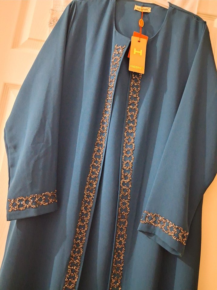 Mavi İşlemeli Uzun Kadın Elbise - Görsel 2