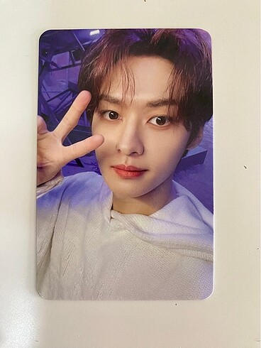 skz lee know pc satis