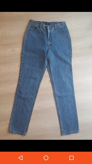 lee mom jeans