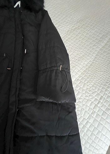 Siyah Uzun Kadın Kışlık Şişme Mont Kürklü Kapüşonlu - Görsel 5