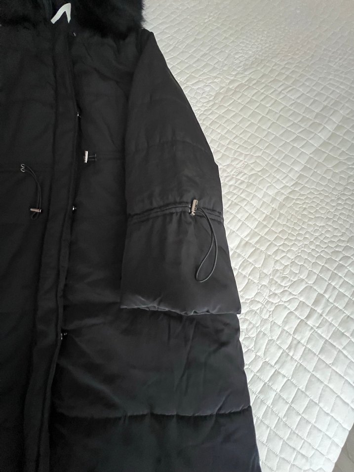 Siyah Uzun Kadın Kışlık Şişme Mont Kürklü Kapüşonlu - Görsel 5