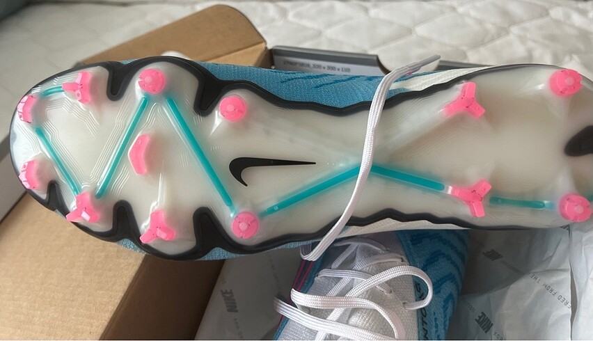 Nike Phantom Gripknit Gx Elite Df Fg Çim Saha Krampon - Görsel 13