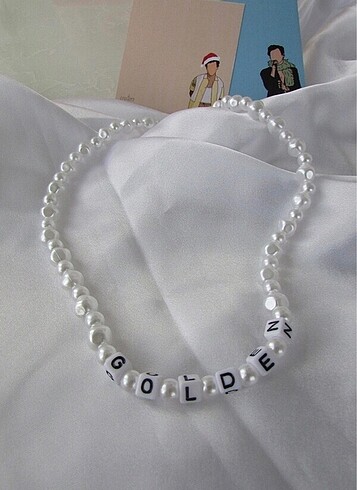 Accessorize Harry Styles Golden Kolye