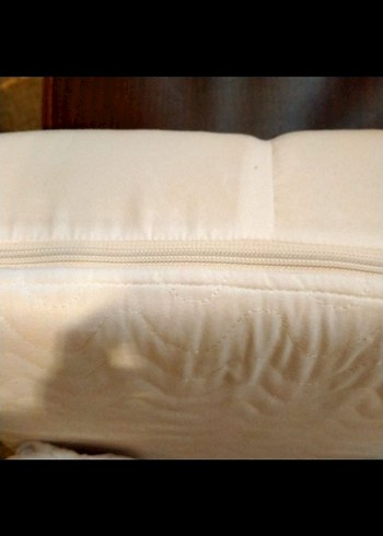 Beyaz Yastık ve Yastık Kılıfı Seti - Görsel 3