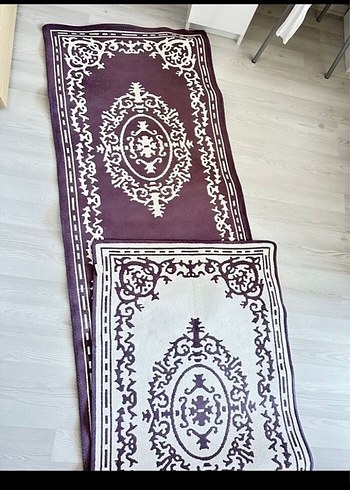 Siyah Nakışlı Geleneksel Halı - Görsel 2