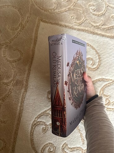 Medusanın ölü kumları 3