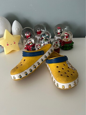 Crocs İconic Minions Çocuk Terlik