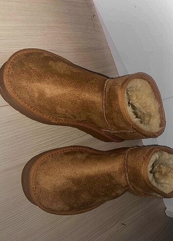 UGG BOT SICACIK 
