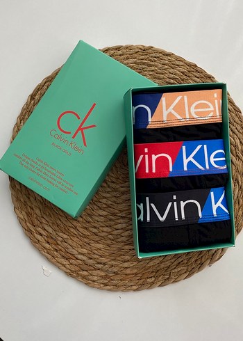Calvin Klein l