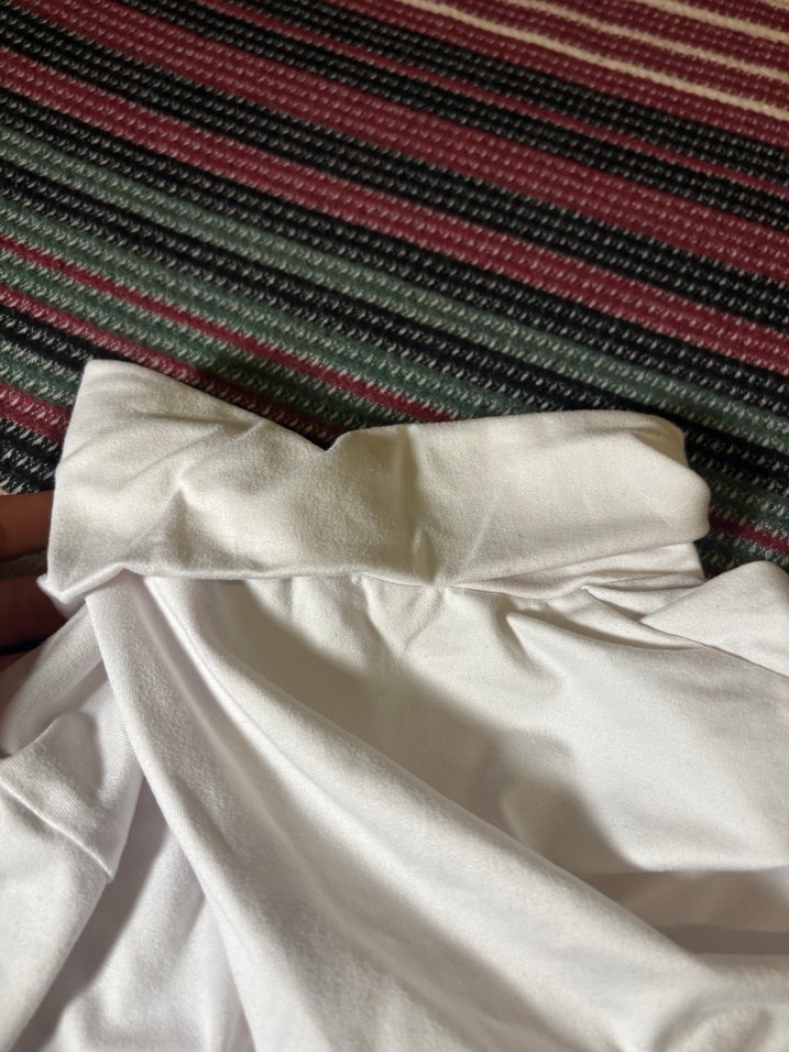 Drapeli Beyaz Balıkçı Yaka Bluzu - Görsel 4