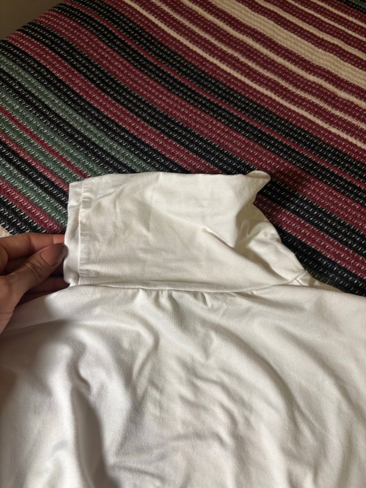 Drapeli Beyaz Balıkçı Yaka Bluzu - Görsel 3