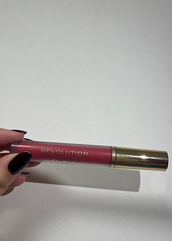 Revolution Parlak Pembe Ruj Sebile - Görsel 3