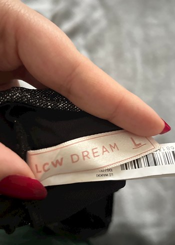 Siyah Gri Parlak Goth Bralet - Görsel 3