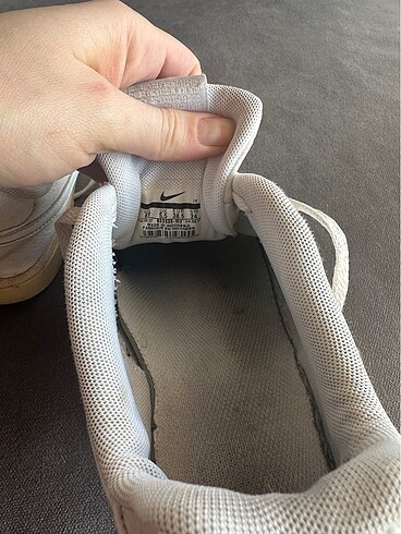 38,5 Beden beyaz Renk Orijinal Nike spor ayakkabı