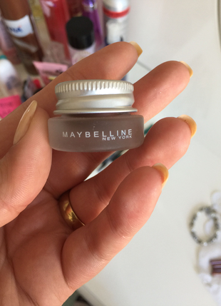 Maybelline krem eyeliner