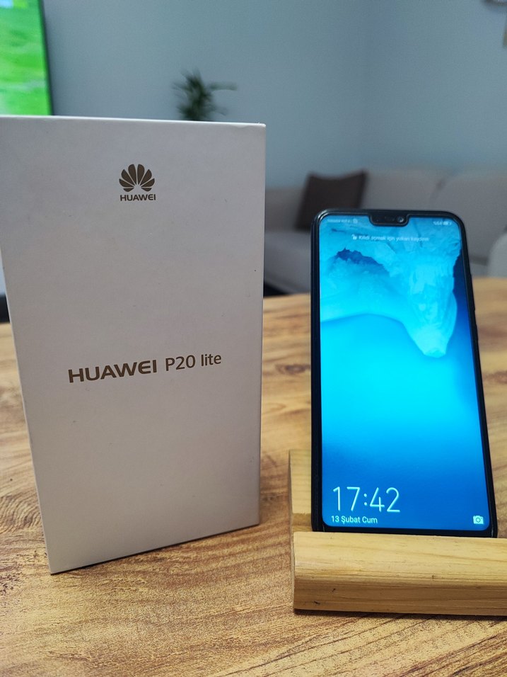HUAWEİ P20 LİTE KUTULU FATURALI - Görsel 2