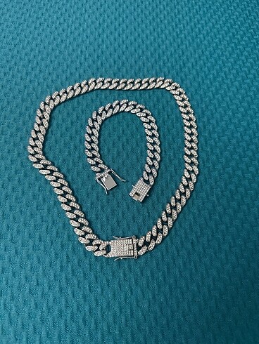 Cuban chain taşlı kolye