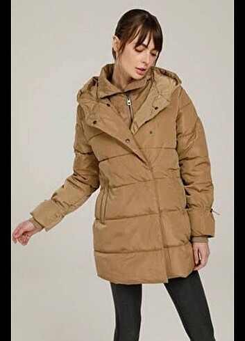 Bej mont 